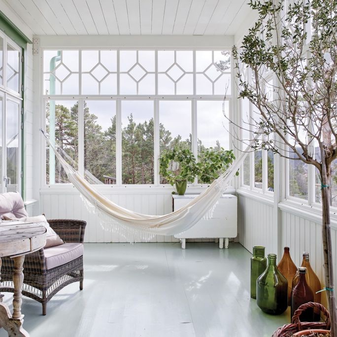 Дом с видом на фьорд в Швеции