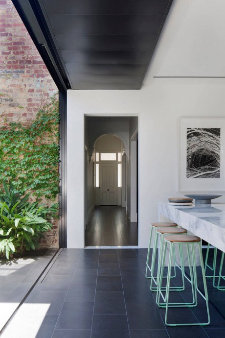 Современный пристрой к дому XIX века в Мельбурне, Австралия Современный пристрой к дому XIX века в Мельбурне, Австралия