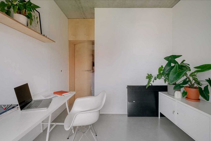 Квартира дизайнера Матеуша Юзвяка в Познани, Польша