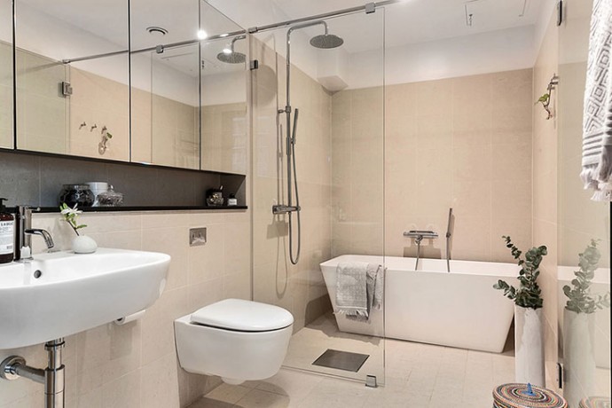 Квартира на первом этаже с собственным двориком (80 м2)