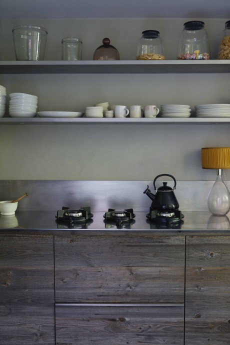 Дом совладелицы британского мебельного бренда Ocher Соленн де ла Фушардье на севере Лондона Дом совладелицы британского мебельного бренда Ocher Соленн де ла Фушардье на севере Лондона