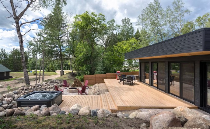 Современный дом площадью 97 м2 недалеко от озера Манитоба в Канаде
