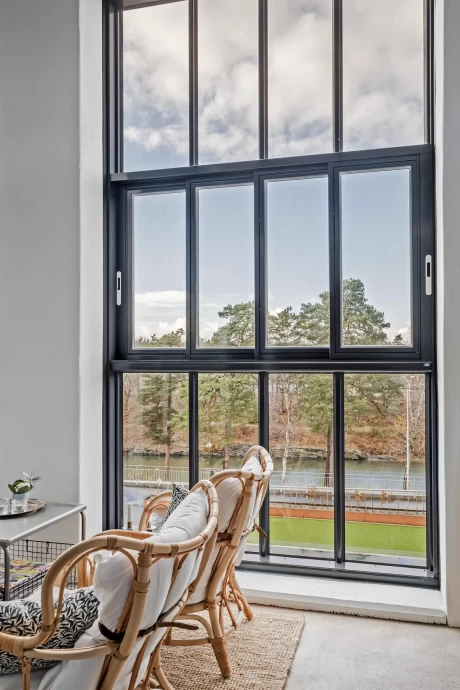 Квартира площадью 96 м2 в старом промышленном здании в Швеции