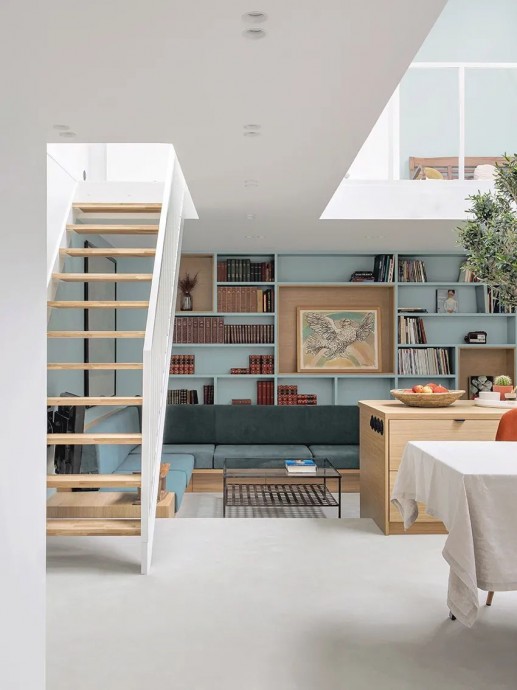 Бывшая мастерская парижского художника, превращённая в яркий лофт