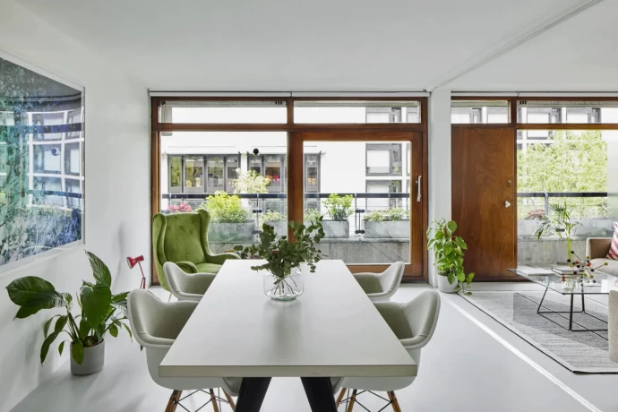 Квартира в лондонском жилом комплексе Барбикан (70 м2) Квартира в лондонском жилом комплексе Барбикан (70 м2)