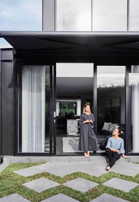 Дом двух сестёр, дизайнеров Алисы и Лисандры Фрейзер, в Мельбурне