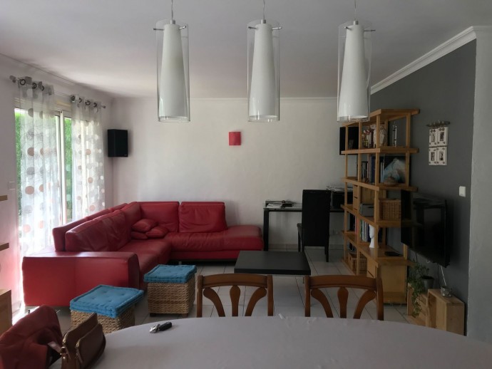 До/после: обновлённая гостиная площадью 55 м2 во французской квартире