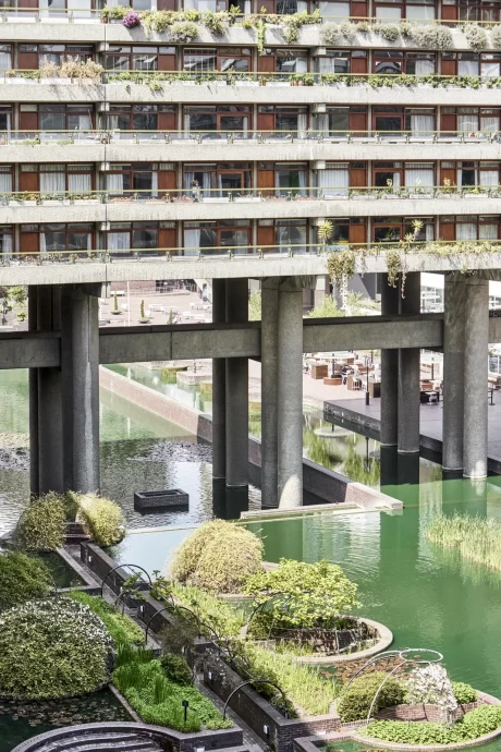 Квартира в лондонском жилом комплексе Барбикан (70 м2) Квартира в лондонском жилом комплексе Барбикан (70 м2)