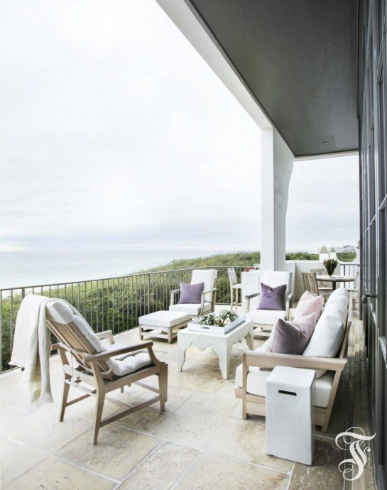 Современный дом с видом на океан в местечке Элис-Бич, Флорида