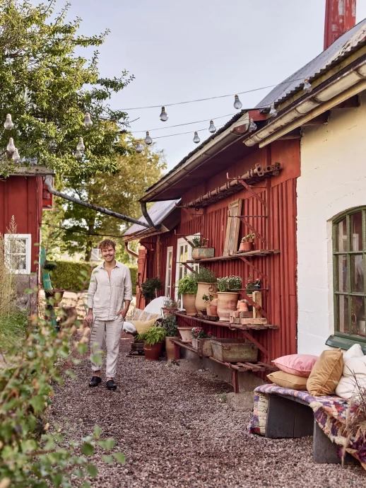 Дом и мастерская дизайнера Саймона Олссона в деревне Экет, Сконе, Швеция