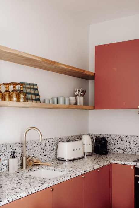 Квартира площадью 75 м2 в доме XVIII века в центральном районе Парижа Квартира площадью 75 м2 в доме XVIII века в центральном районе Парижа