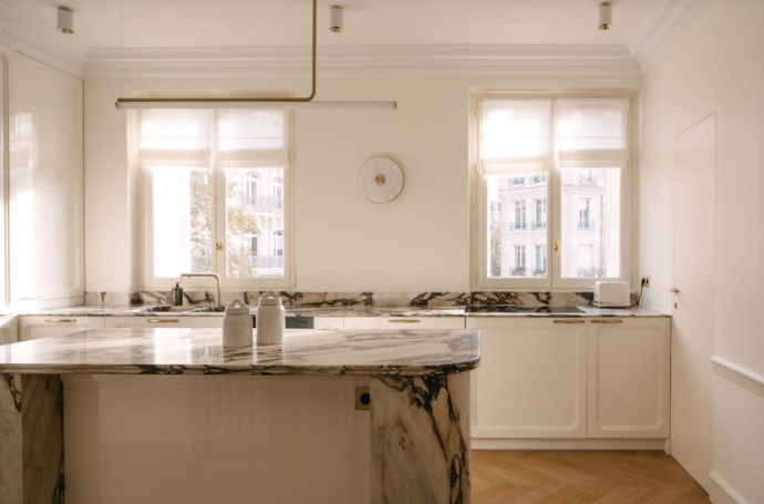 Апартаменты в Париже