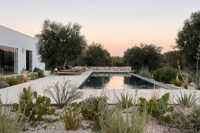 Дом скульптора и керамиста Нини Бонаволья в Апулии, Италия