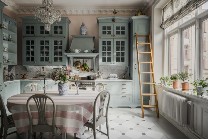 Квартира площадью 89 м2 в здании 1878 года в Стокгольме