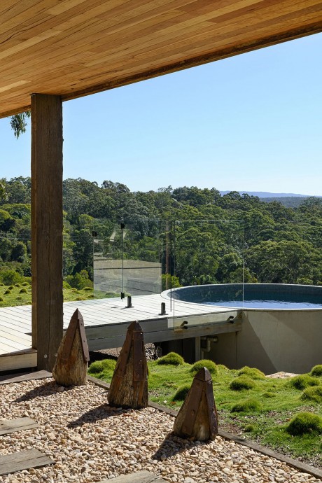 Дом на холме с видами на природный парк в часе езды от Брисбена, Австралия