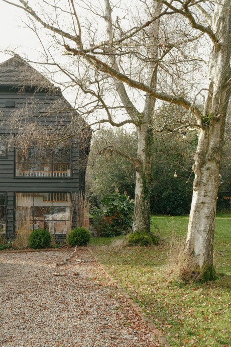 Превращённый в жилой дом старинный амбар в графстве Кент, Великобритания