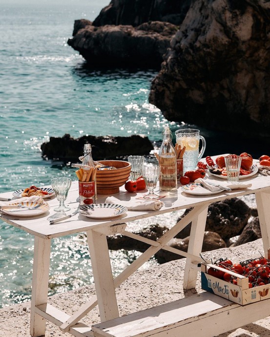 Инсталляции от дизайнеров Anthropologie Home