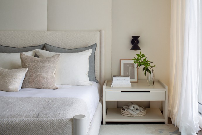 Двухуровневая квартира в Ла-Холья, Калифорния Двухуровневая квартира в Ла-Холья, Калифорния