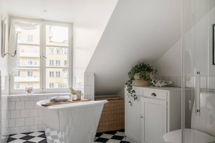 Мансардная квартира площадью 141 м2 в доме 1874 года в Стокгольме