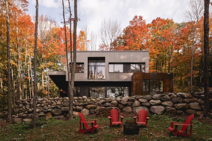 Дом керамиста Софи Манессиез в Квебеке, Канада