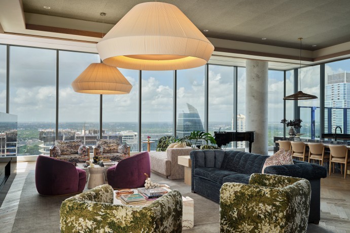 Интерьер общественных пространств и квартир в самой высокой башне в Остине, Техас