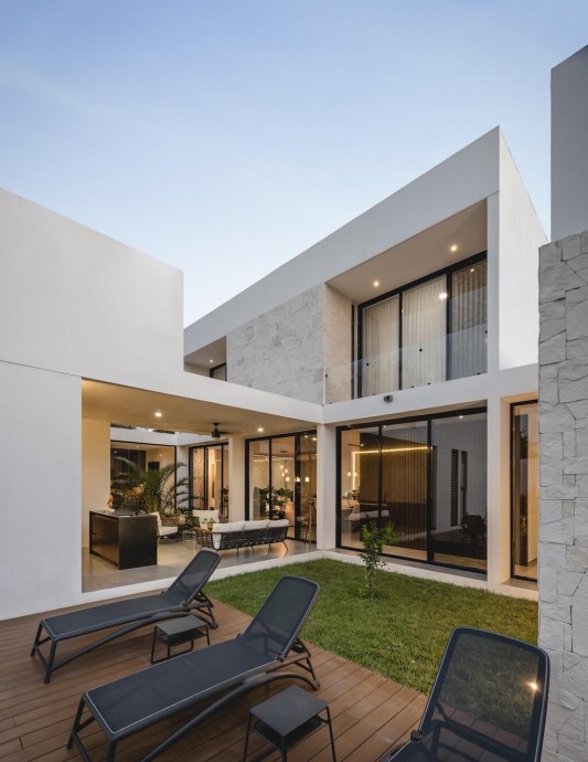 Современный дом в Мериде, Мексика