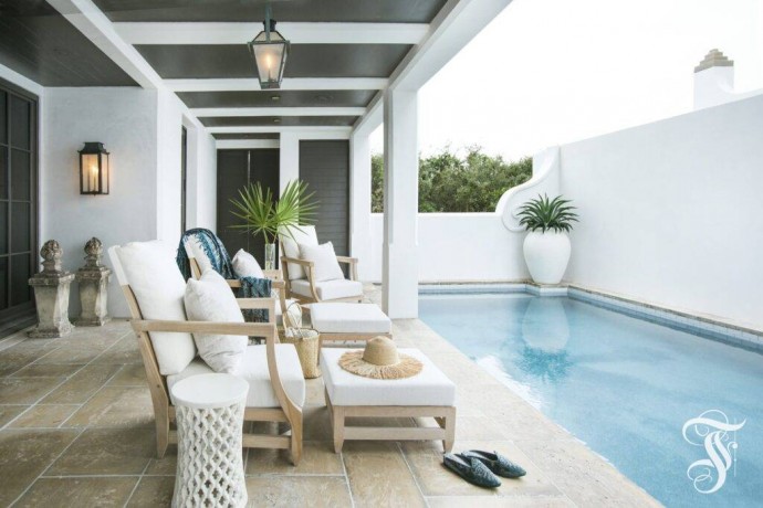 Современный дом с видом на океан в местечке Элис-Бич, Флорида