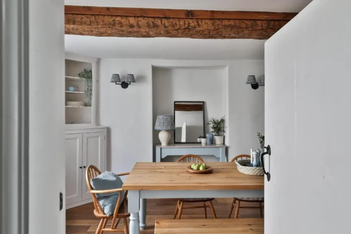 Деревенский коттедж в Девоне, Великобритания Деревенский коттедж в Девоне, Великобритания