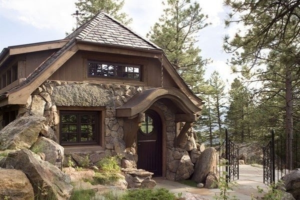 Сказочный деревенский домик