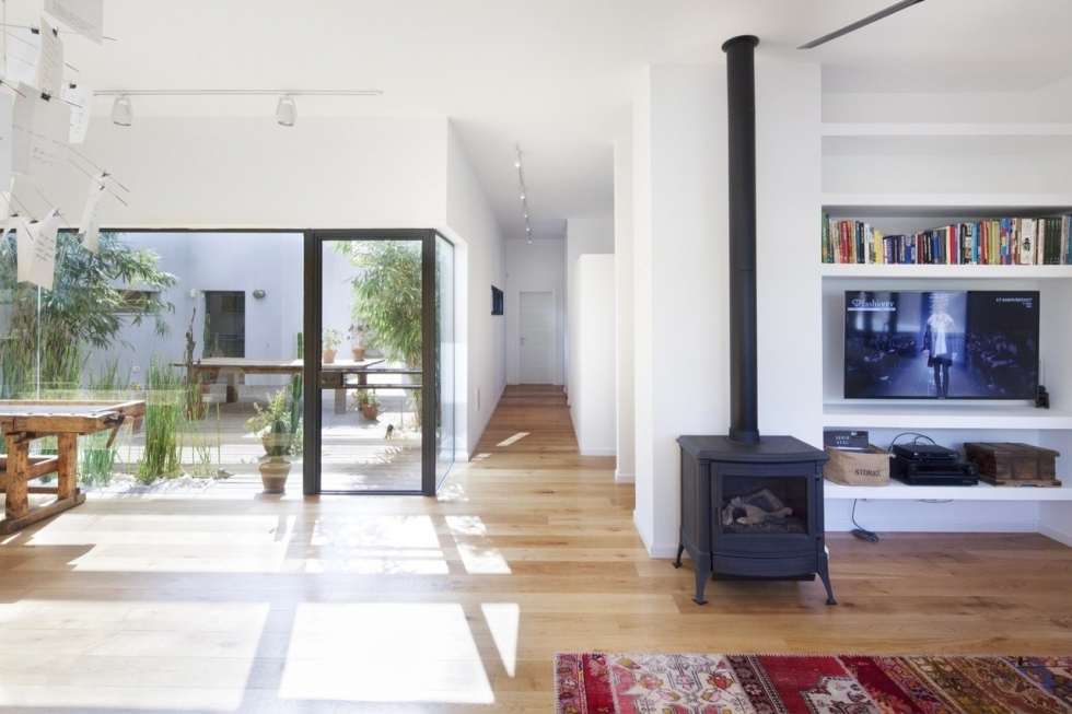 Дом с атриумом в Израиле