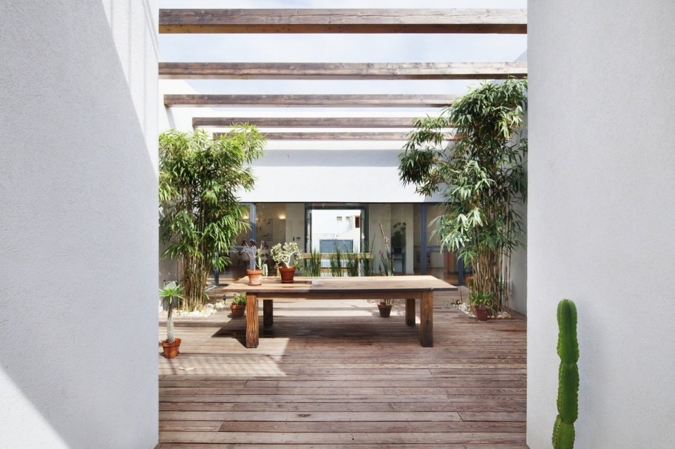 Дом с атриумом в Израиле