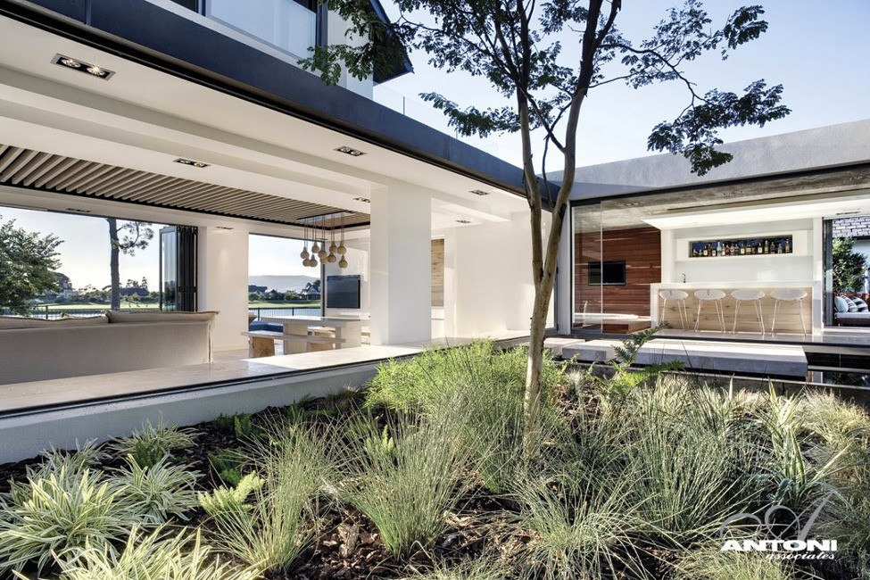 Особняк на территории элитного гольф-клуба в Южной Африке