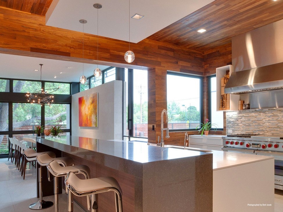 Просторный особняк в Далласе, штат Техас Просторный особняк в Далласе, штат Техас