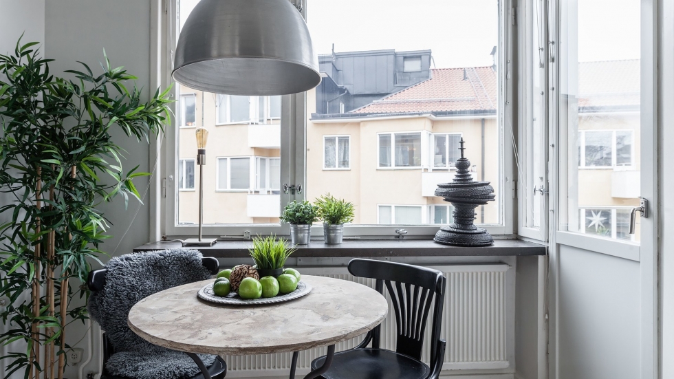 Скандинавская квартира 38 м² с небесными акцентами