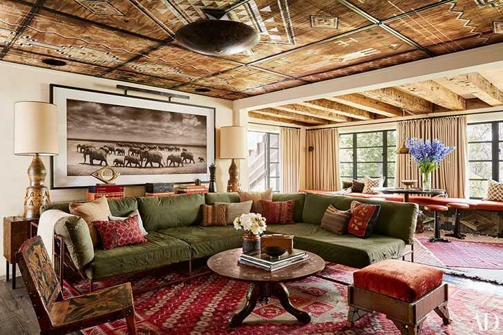 Стиль кантри и этнический стиль в доме на холме