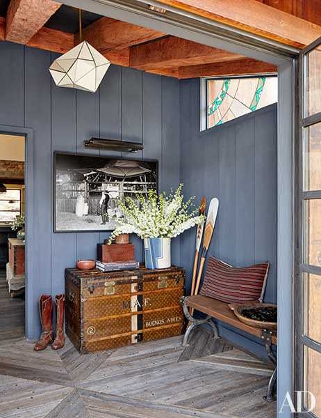 Стиль кантри и этнический стиль в доме на холме