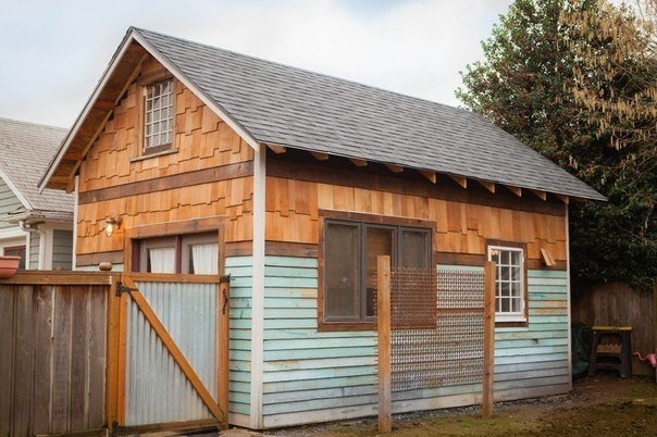 Крохотный домик для гостей