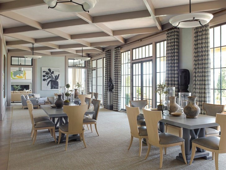 Потрясающая семейная резиденция на Лонг-Айленде Потрясающая семейная резиденция на Лонг-Айленде